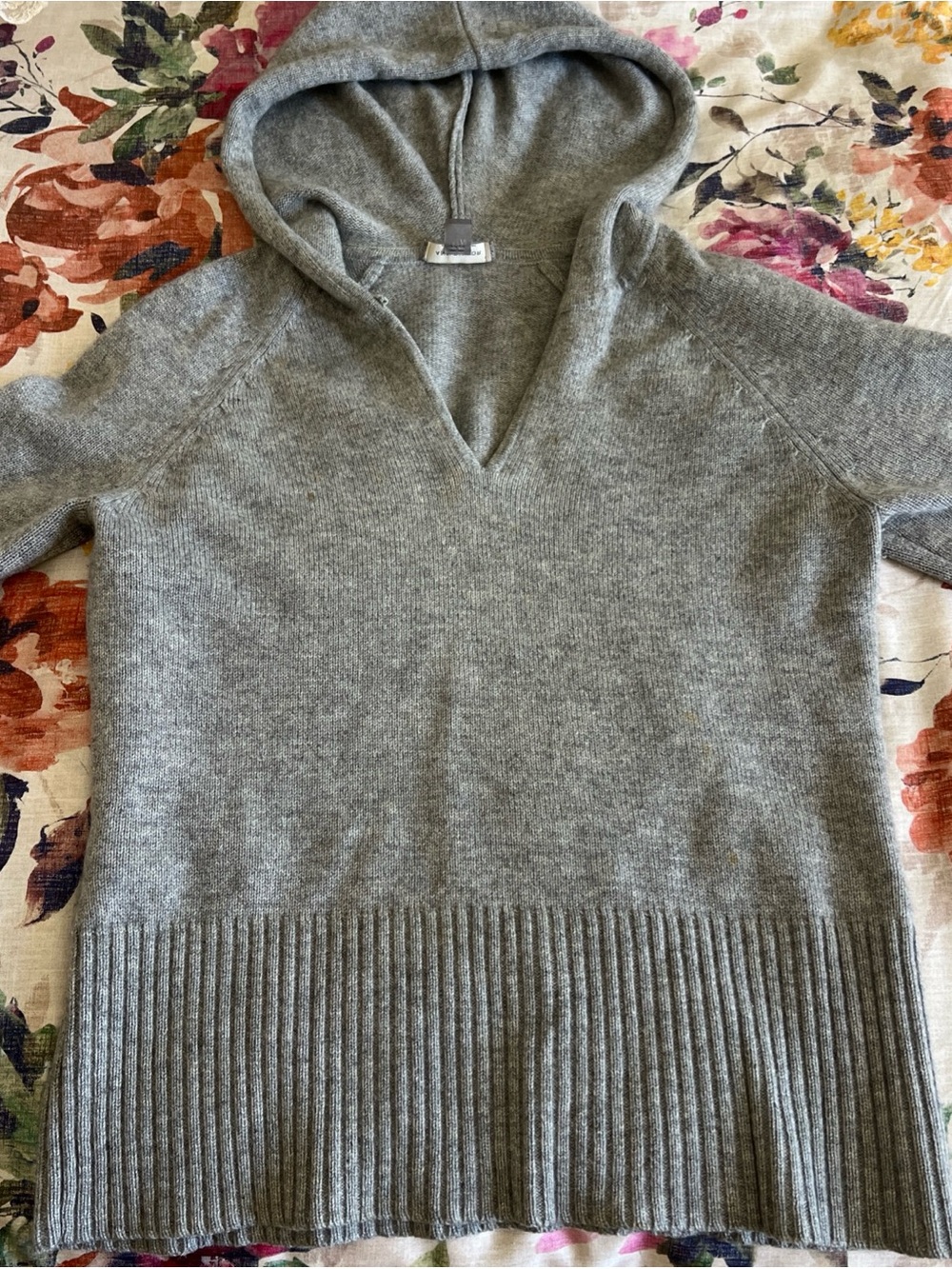 Ann tailor Gray Hooded Knit Sweater with Ribbed Hem pure cashmere Xs